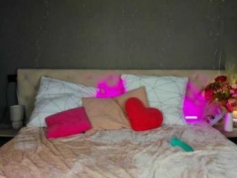 Gentle-Sine webcam model stream image