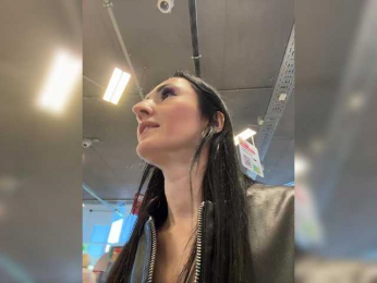 Diamond_x webcam model stream image