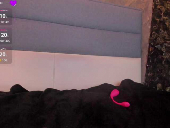 Violetx-x webcam model stream image