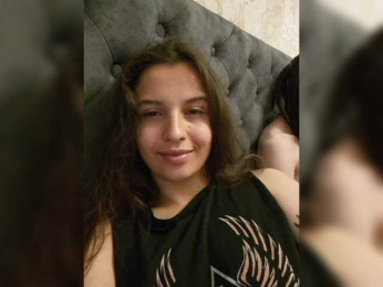 Love_Crew webcam model stream image
