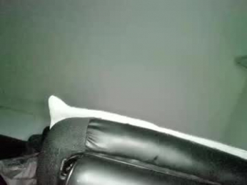 11inchtattedtrinibad webcam chaturbate model stream image