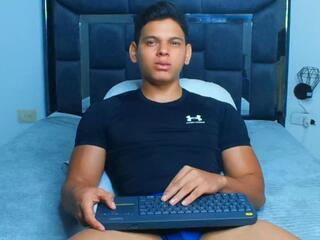 Stefan Lennox webcam model stream image