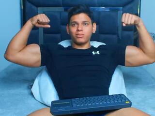 Stefan Lennox webcam model stream image