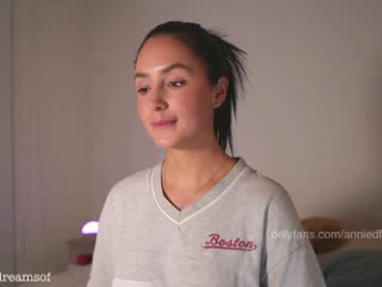 annie_dreams webcam chaturbate model stream image