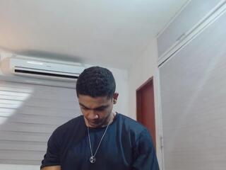 Eross King webcam model stream image