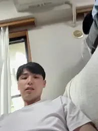 yutaro0211 webcam model stream image