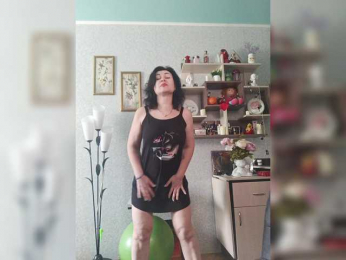Ellie_ webcam model stream image
