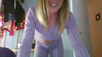 Nena_Misteriosa webcam model stream image