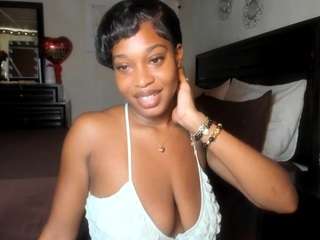 iluvsaffire-bleu webcam model stream image