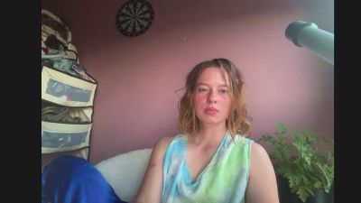 BettyGlow webcam cam4 model stream image