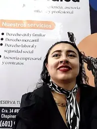 _Sarah-Office1 webcam model stream image