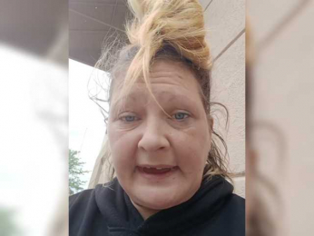 Adelaideskyy webcam model stream image