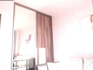 cataleaa webcam model stream image