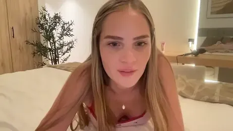 xo_madeline webcam stripchat model stream image