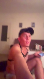 AlanyAdam webcam cam4 model stream image