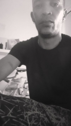 Yazzyazz webcam model stream image