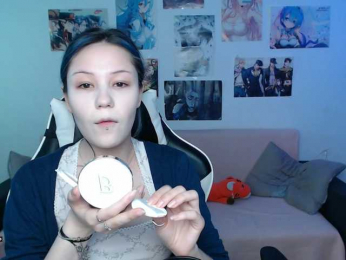 Hugo-Min webcam model stream image