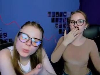 amelia_shiny_ webcam model stream image