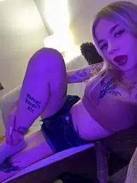 marnemzavar444 webcam model stream image