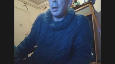 sweaterslut webcam cam4 model stream image