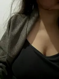 farah-36 webcam model stream image