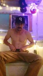 good_thrust webcam model stream image