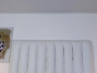 Victoria Queenn webcam model stream image