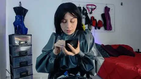 mylatexpleasure webcam model stream image