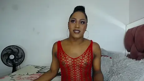 LoraineBigCockTs webcam model stream image