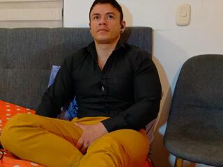 Danny Musclehot webcam model stream image
