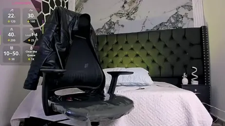MaximusClark webcam model stream image