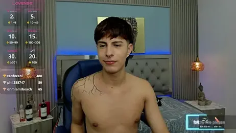 Estiv18_ webcam stripchat model stream image