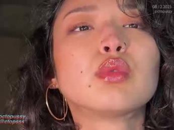 _octopussy_ webcam model stream image