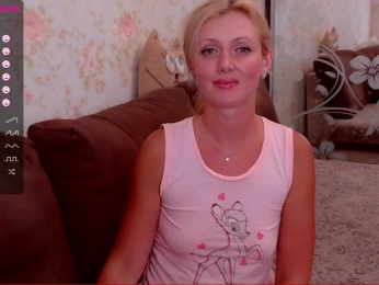 Ninochka webcam model stream image