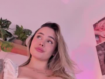 antonia_savatto_ webcam chaturbate model stream image