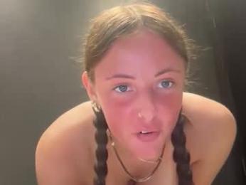 zoepriceee webcam chaturbate model stream image