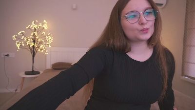 MagicPeachh webcam model stream image
