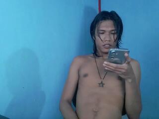 Divin Sun webcam model stream image