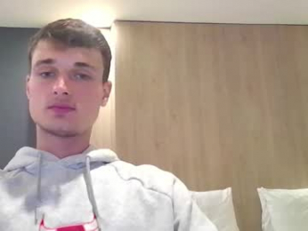 london_tomy webcam model stream image