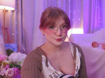 CrazyWine webcam model stream image