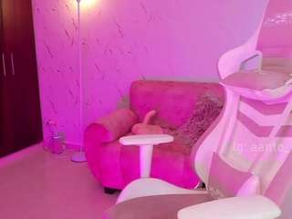 aanttonella webcam model stream image