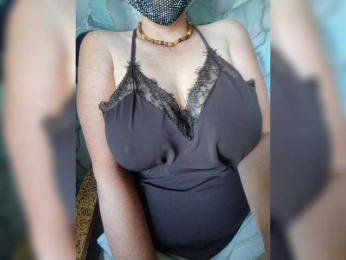 MasseuseLabi webcam model stream image