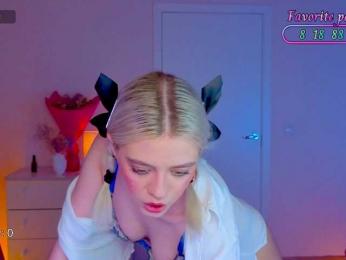 Blush-Im-crush webcam model stream image