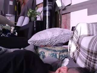 littlepeckerthatcan webcam model stream image