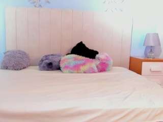 adam-walker90 webcam camsoda model stream image