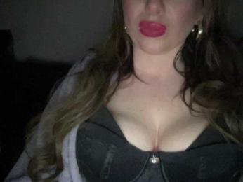 Djelina940 webcam model stream image