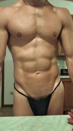 Gil_Hot_ webcam model stream image