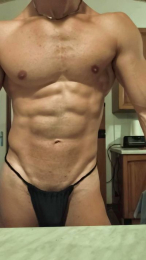 Gil_Hot_ webcam model stream image