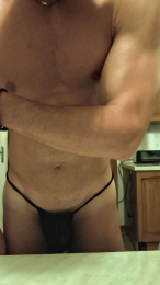 Gil_Hot_ webcam cam4 model stream image