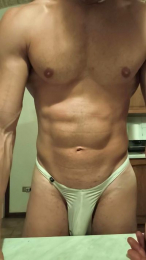 Gil_Hot_ webcam model stream image